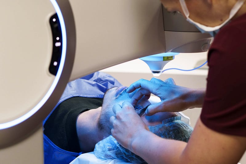 anesthésie topique chirurgie réfractive